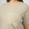 Remera de algodón viscosa con aplique bolsillo - Tres Angeles mayorista