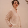 Camisa de broderie escote V - Tres Angeles mayorista