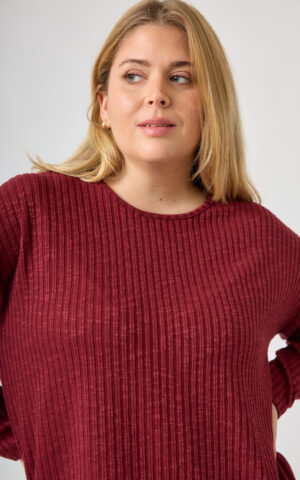 Sweater morley Wang con cartera