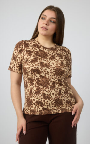 Remera manga corta de modal animal print