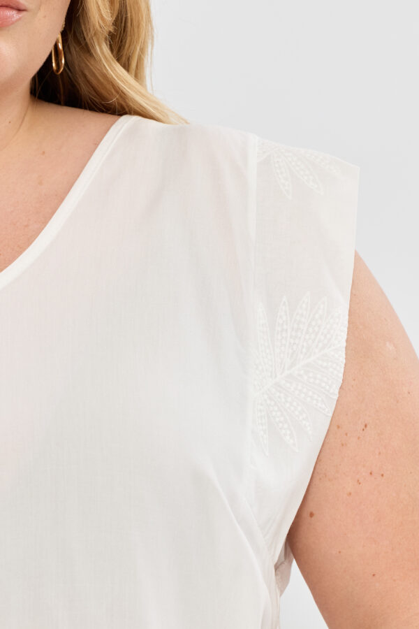 Blusa fibrana c/alas broderie - Tres Angeles mayorista