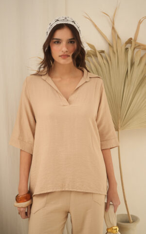 Blusa con cuello V con cartera de Derby liso con tajos costados