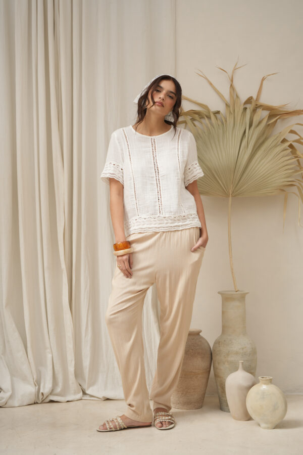 Blusa manga corta con puntilla delantero y mangas - Tres Angeles mayorista