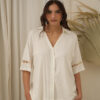 Camisa de lino liso con puntillas mangas - Tres Angeles mayorista