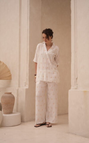 Pantalón twill bordaditos