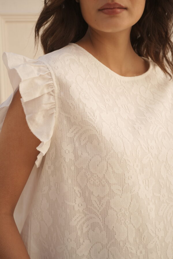 Blusa de broderie forrada con manga volado - Tres Angeles mayorista