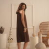 Vestido escote V de broderie de punto - Tres Angeles mayorista