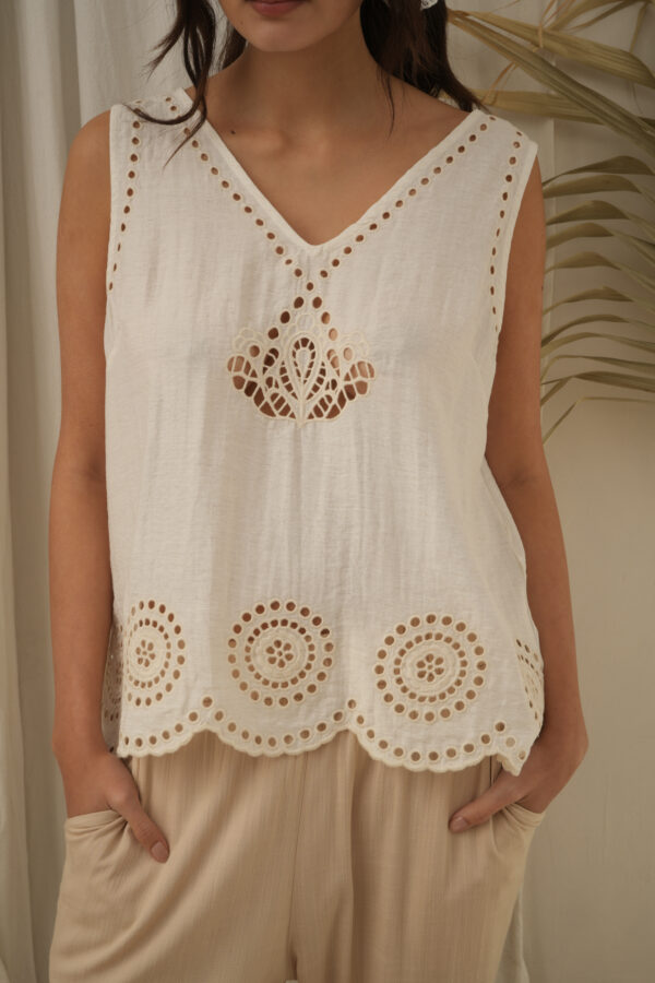 Musculosa evase con diseño bordado - Tres Angeles mayorista