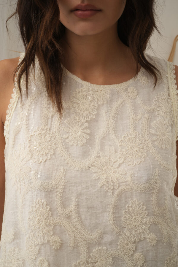 Musculosa broderie lentejuelas - Tres Angeles mayorista
