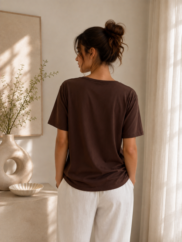 Remera escote V algodón uniqlo - Tres Angeles mayorista