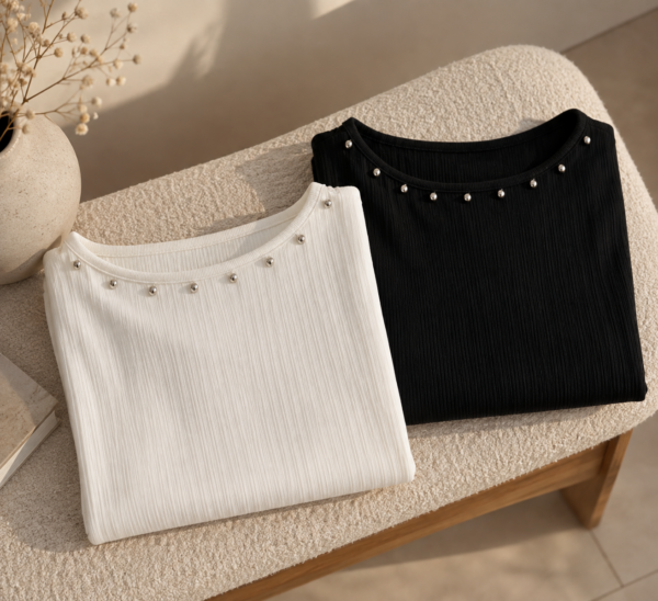 Remera de morley cuello bote con tachas - Tres Angeles mayorista
