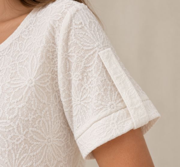 Remera broderie de punto con tira manga - Tres Angeles mayorista
