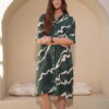 Vestido camisero estampado con tajos costados - Tres Angeles mayorista