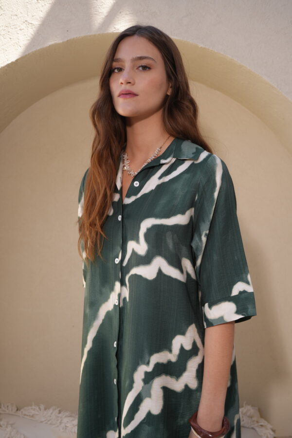 Vestido camisero estampado con tajos costados - Tres Angeles mayorista