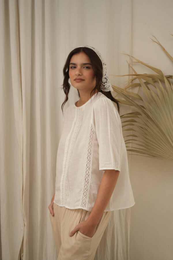 Blusa manga 3/4 con puntilla delantero - Tres Angeles mayorista